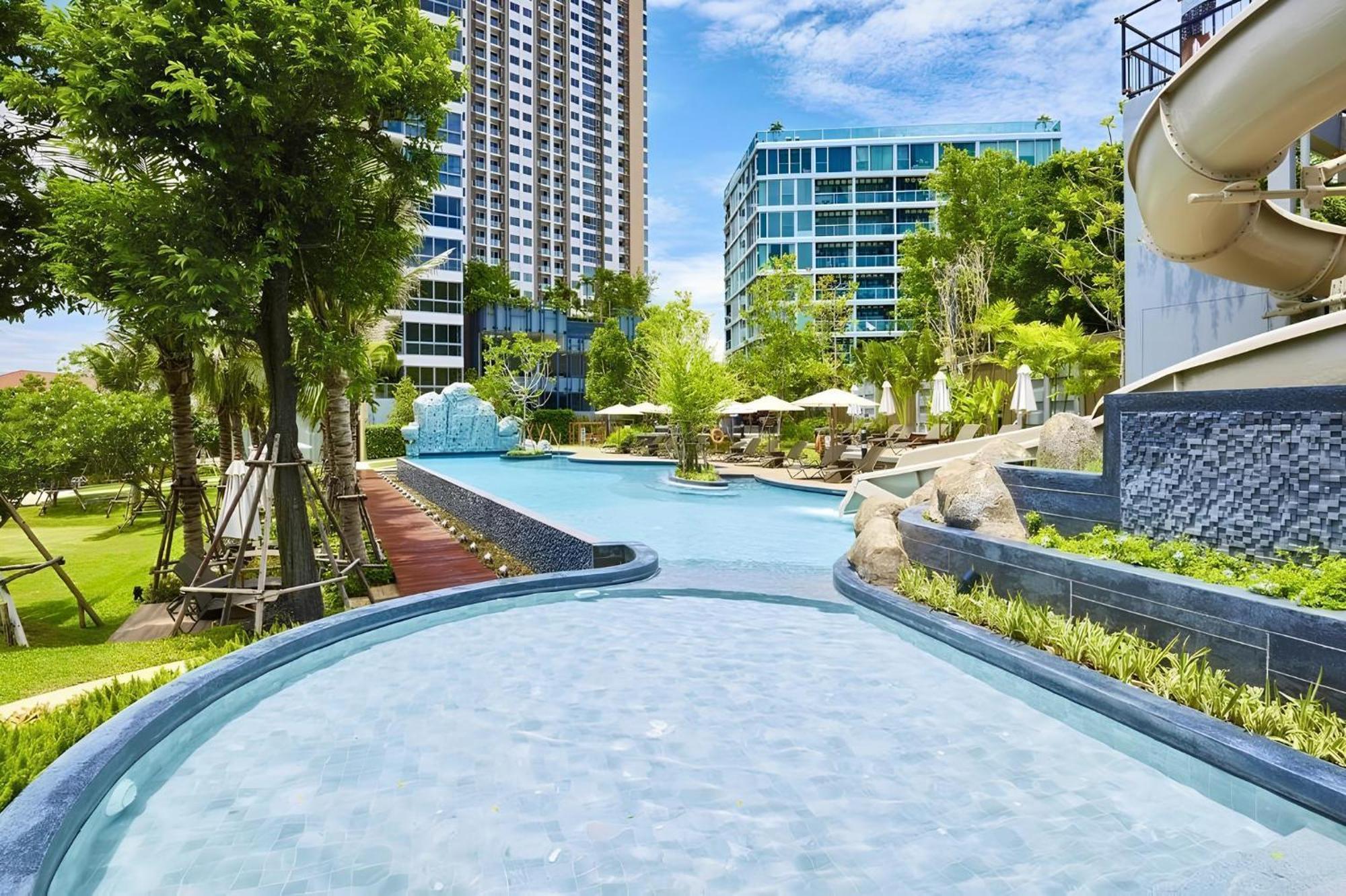 Sea View Spacious At Appartement Pattaya